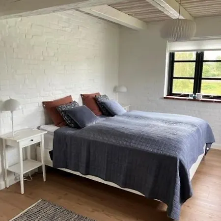 Villa Oustrupgård *